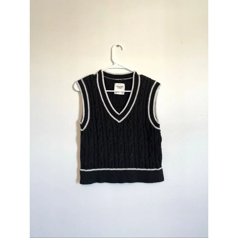 Abercrombie & Fitch Sweater Vest